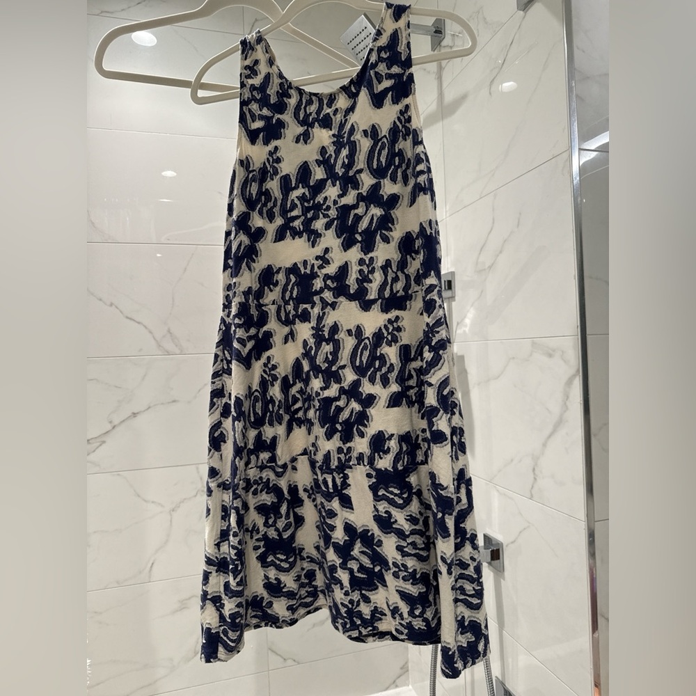 BCBGMaxAzria Navy and White Floral Dress